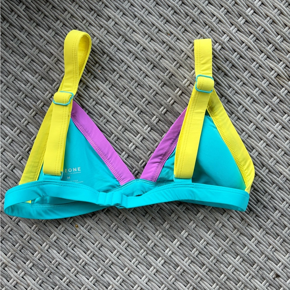 OneOne Kameron Jesse Brighton Triangle Colorblock Adjustable Bikini Top Medium - Picture 6 of 7